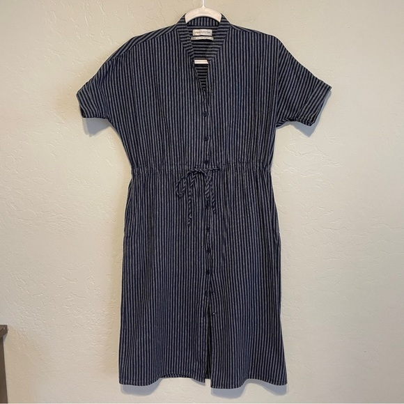 Urban Outfitters Pinstripe‎ Collarless Button Front Midi Dress Size XS - Picture 3 of 10